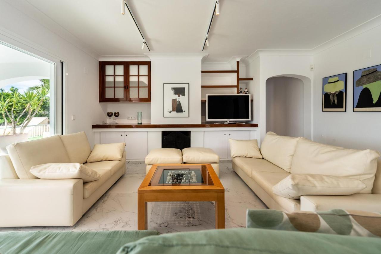 Villa Can Joan I - Fantastic Sunset Views And Family Friendly - San Antonio  Exterior photo
